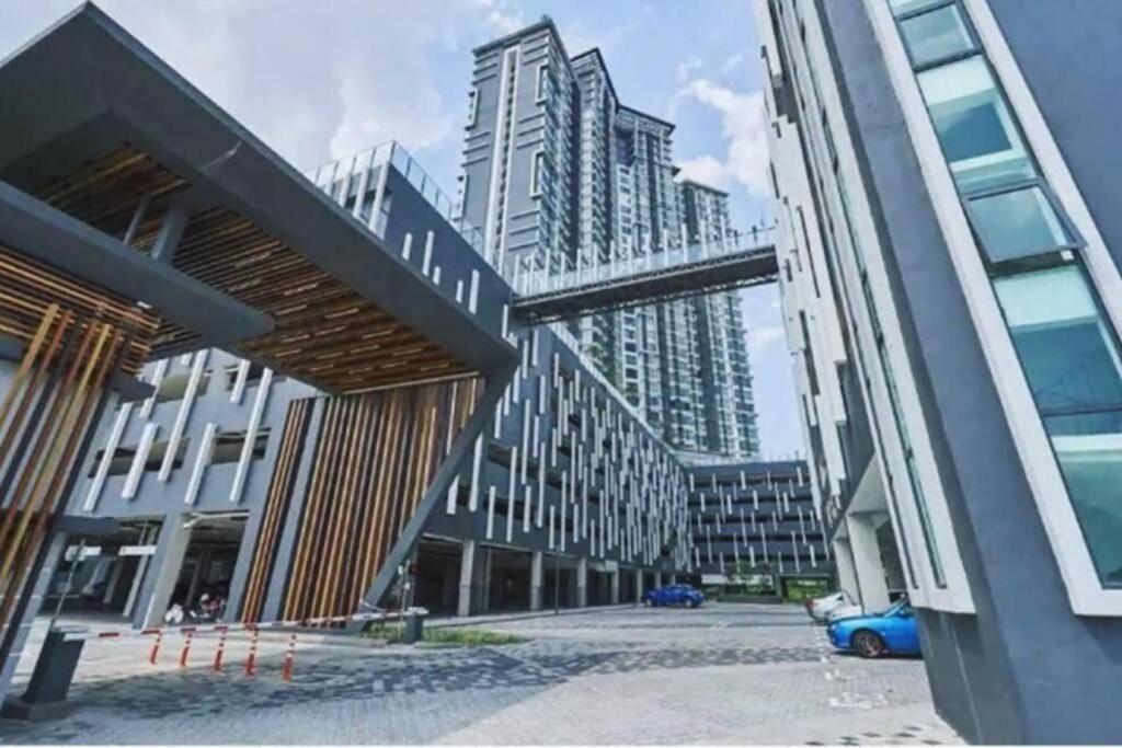 Kenwingston Cyberjaya Free Wifi By Premium Stay Exterior photo